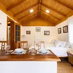 בית נופש Home2book Serene Retreat Isabel, Jacuzzi & Garden *