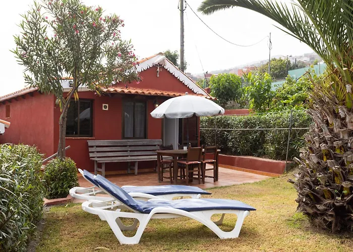 Home2book Serene Retreat Isabel, Jacuzzi & Garden Hébergement de vacances *