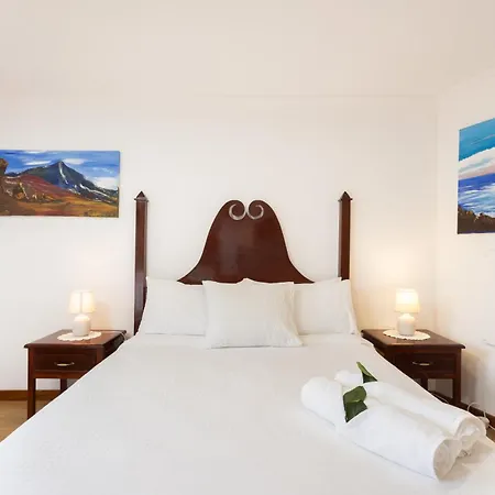 Holiday home Home2book Serene Retreat Isabel, Jacuzzi & Garden