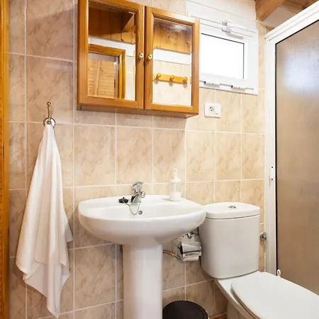 Holiday home Home2book Serene Retreat Isabel, Jacuzzi & Garden