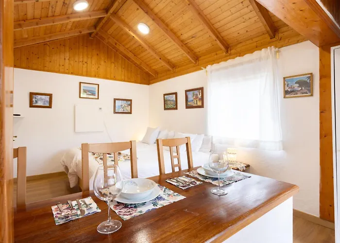 Home2book Serene Retreat Isabel, Jacuzzi & Garden *